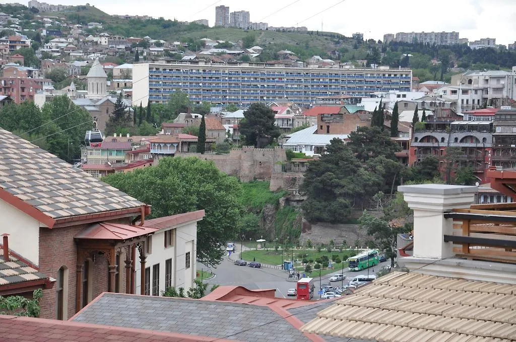 Old Tbilisi Rhymes Apartment