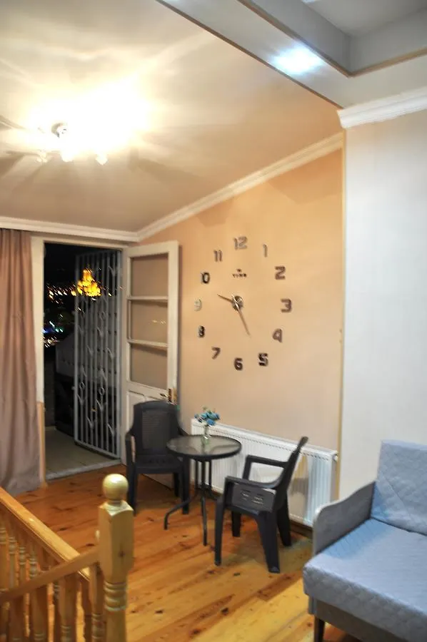 Old Tbilisi Rhymes Apartment